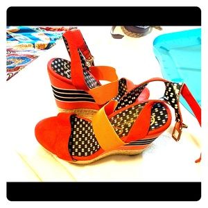 Jessica Simpson wedges